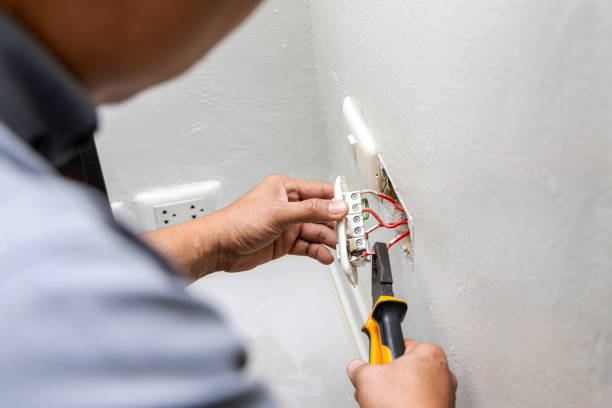 Best Emergency Electrical Repair  in Malta, IL